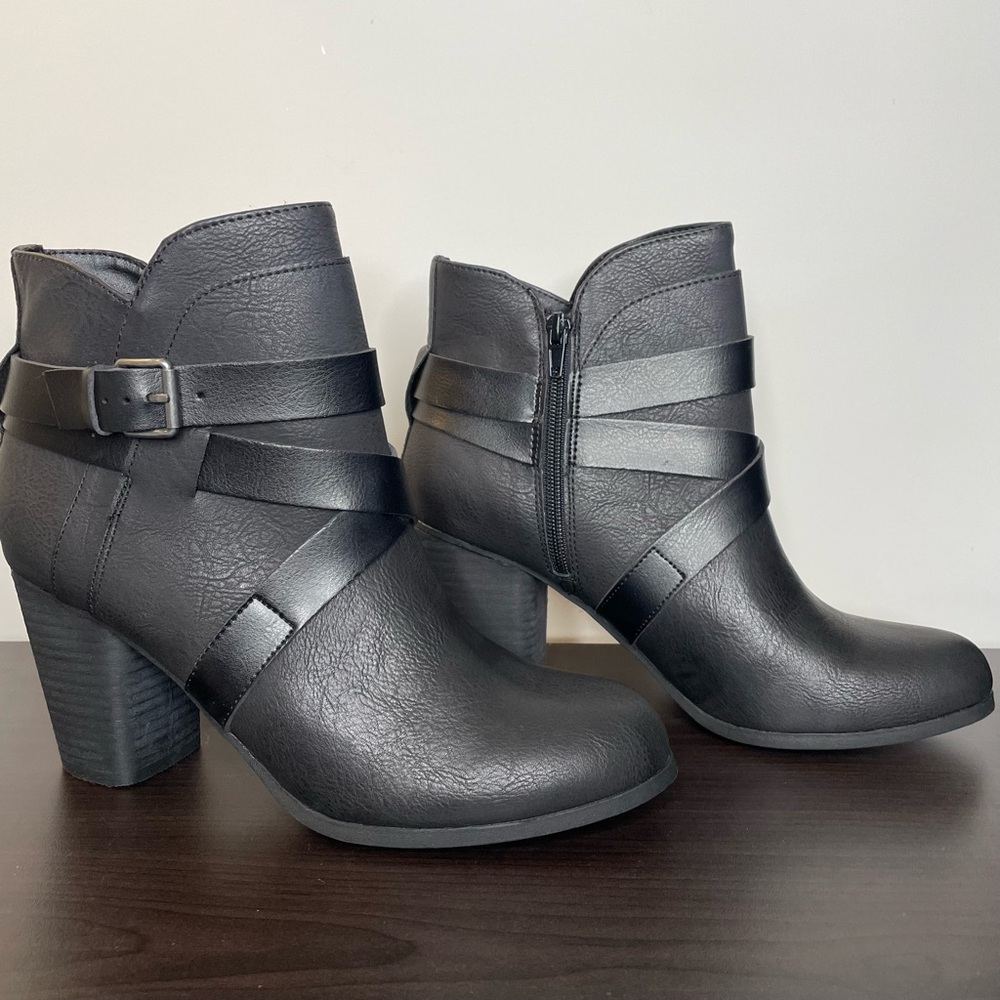 Madden NYC~Womens 10~Black~Ankle Bootie/Boot~Block Heel~Grunge~Org $70~in Box